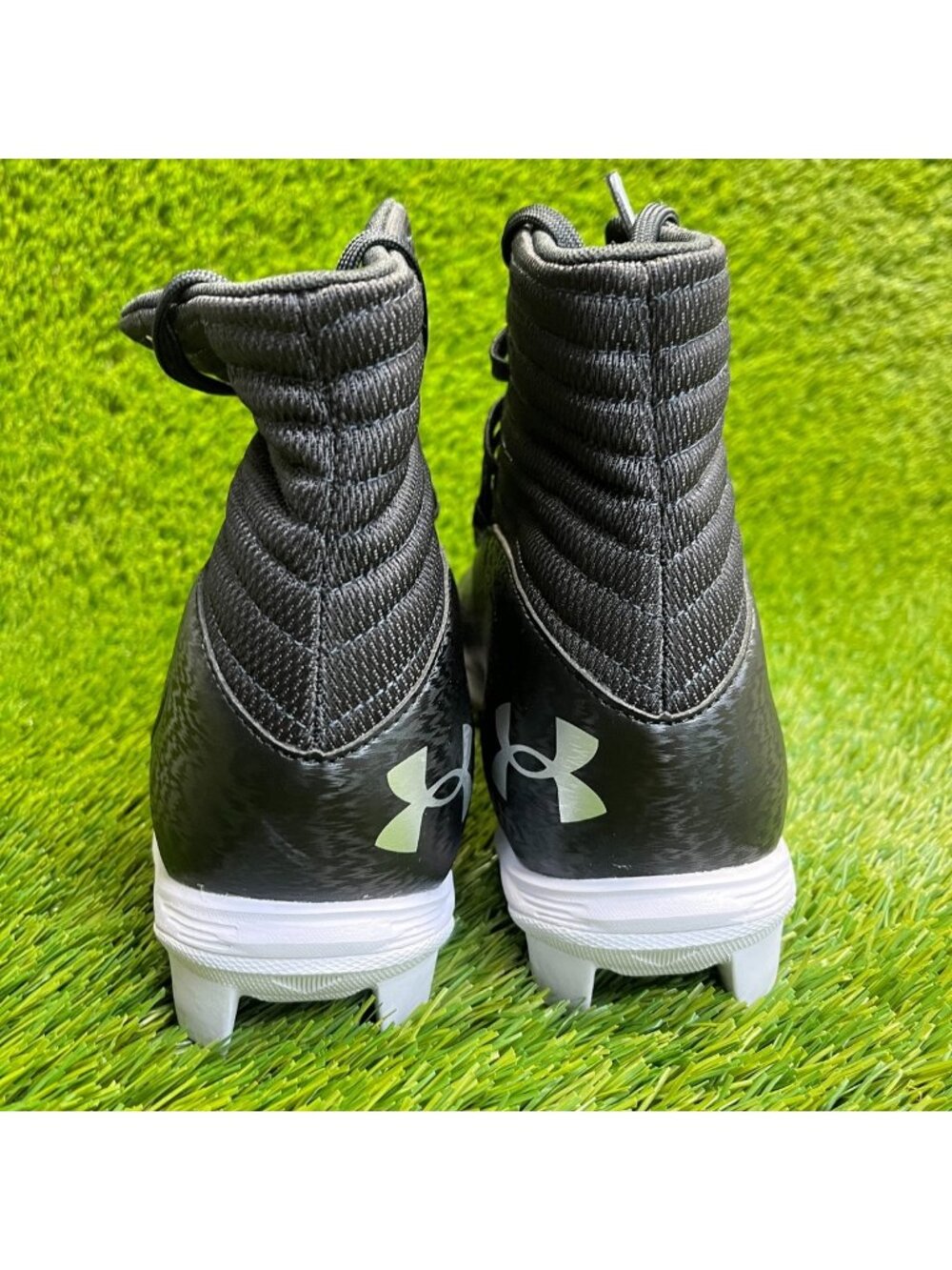 Under Armour Highlight Franchise RM 2.0 Mens Size 10.5 Black Football Cleats